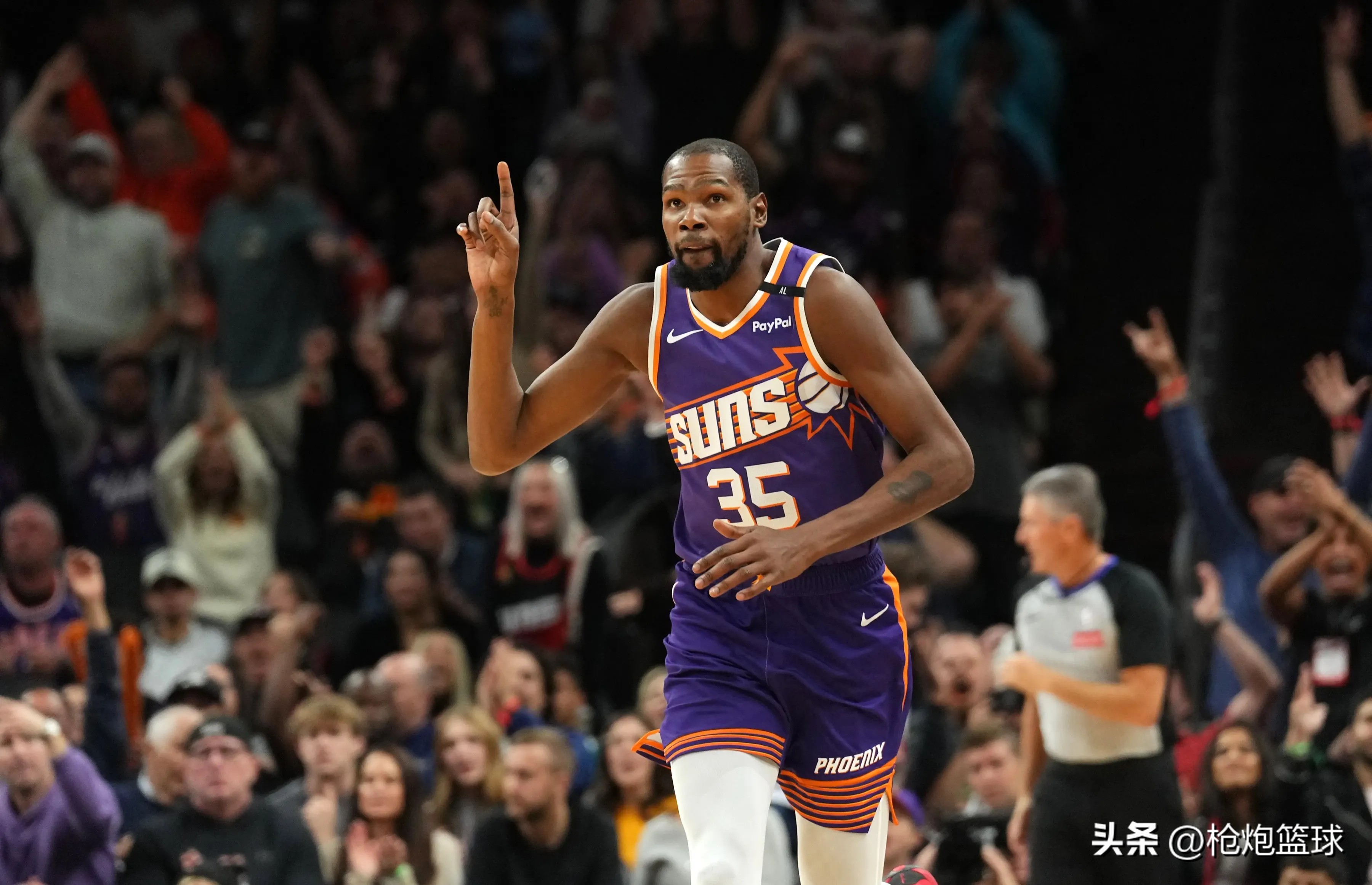 开云-关于杜兰特迎来十二赛季出色发挥，法国队观众热烈欢呼！的信息