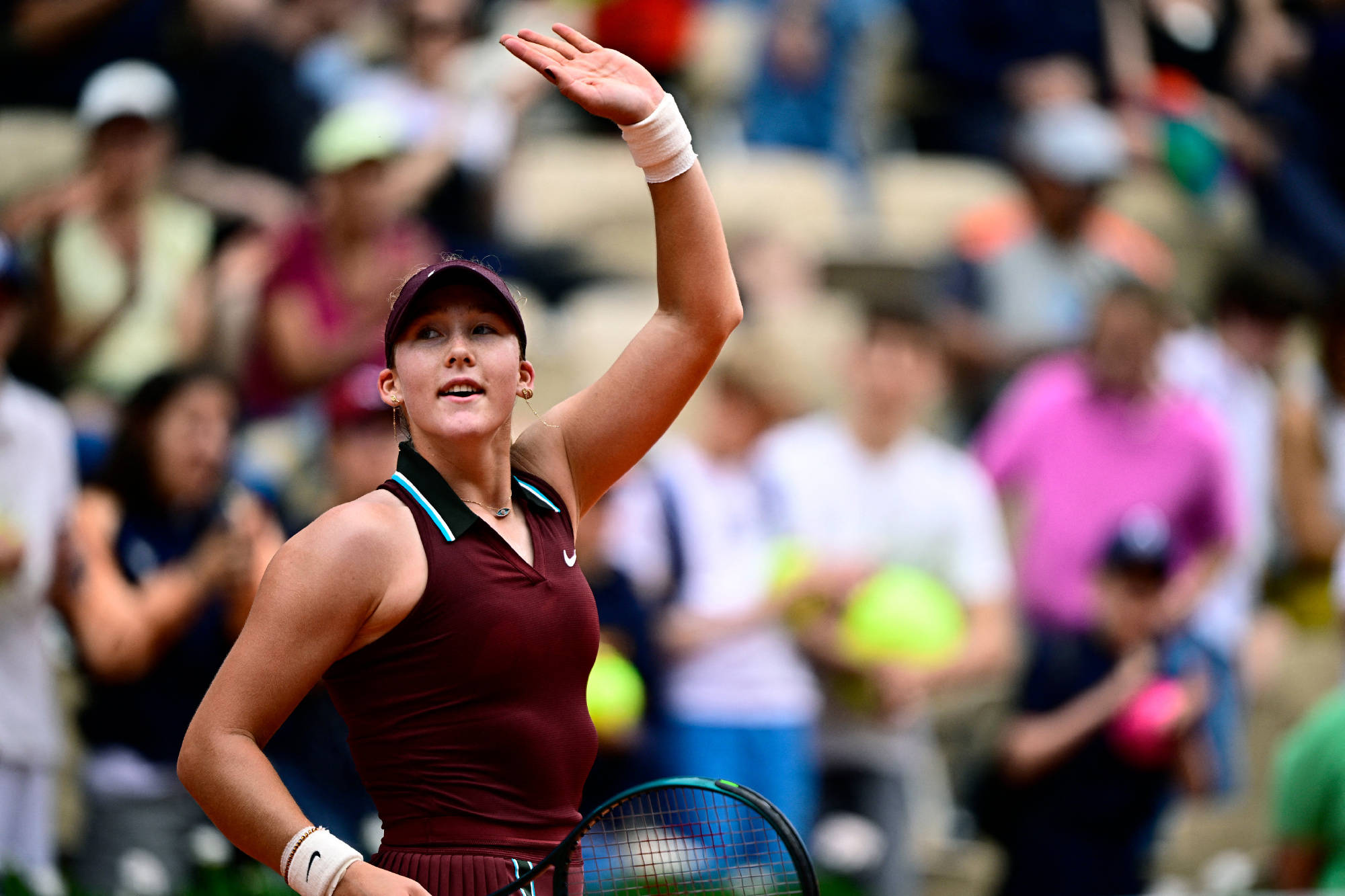 开云体育-莎拉波娃连续二十场比赛得分超过败北，西班牙队不断突破！