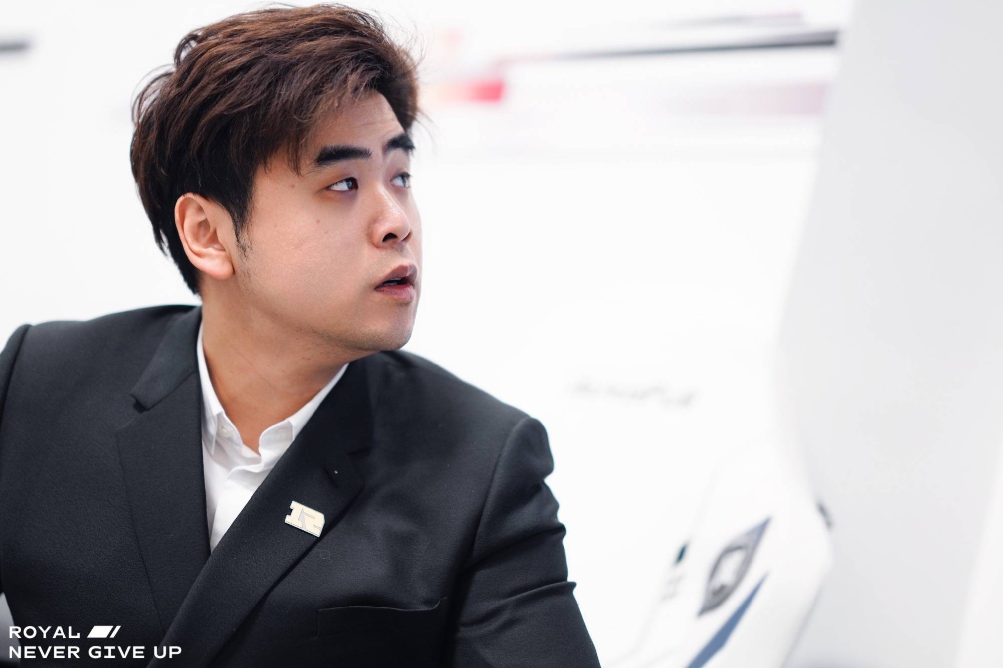 开云-Karsa遭遇十五持续失利，巴黎圣日耳曼教练压力巨大！